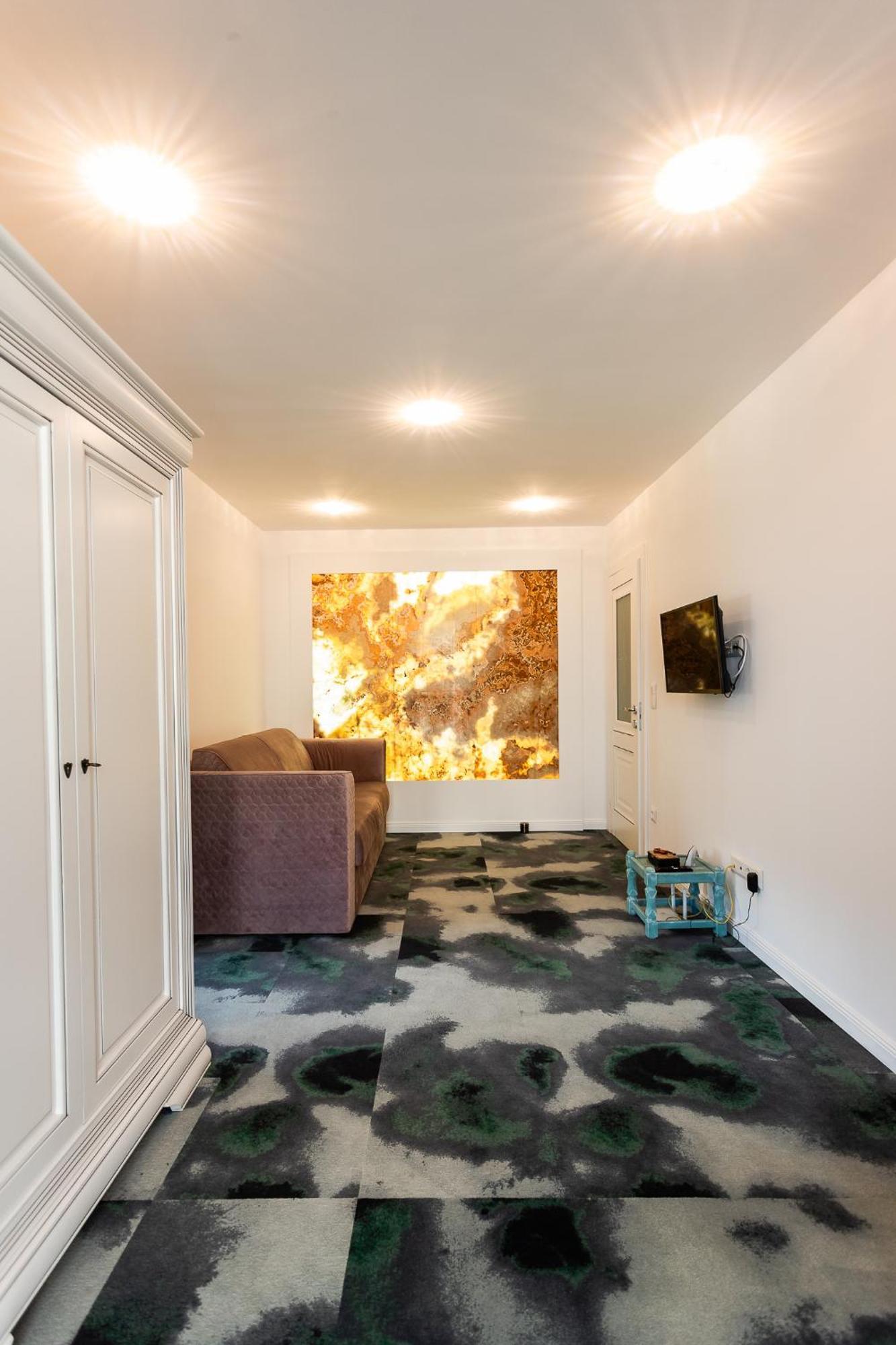 Bistriţa Apartment Onyx Carolyne מראה חיצוני תמונה